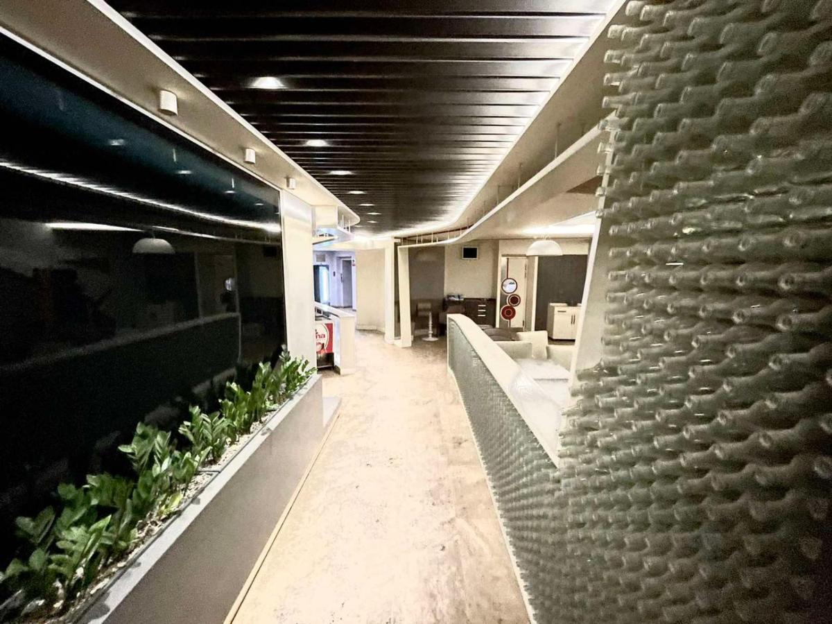 Abovyan Street 16, Apartment No 24 Ереван Екстериор снимка